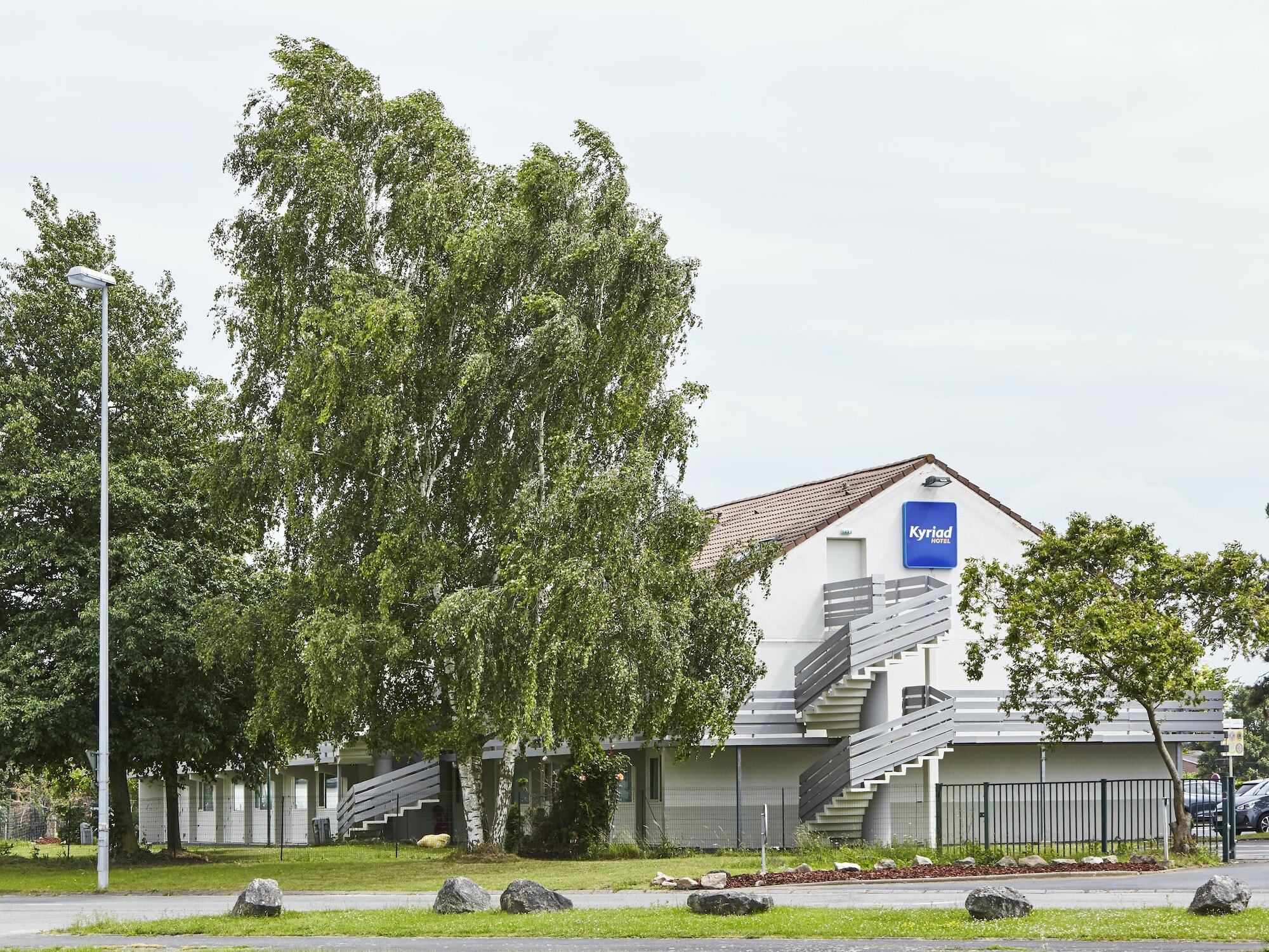 Kyriad Kamerrijk Buitenkant foto